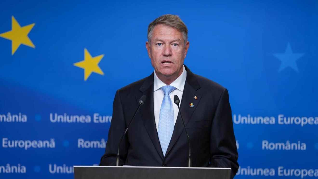 Klaus Iohannis, somat de ANAF! Este dator cu o sumă colosală de bani