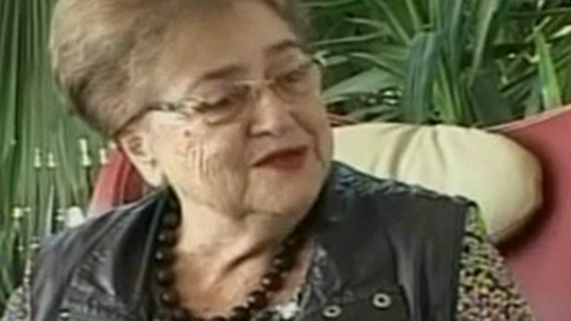 VIDEO Mama lui Radu Mazare a discutat despre pasiunile fiului ei! Cei doi merg impreuna in vacante exotice si se plimba cu yahtul!