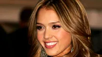 Jessica Alba, spectacol total in New York! Vedeta a iesit la plimbare, dar sfarcurile ei i-au luat-o inainte