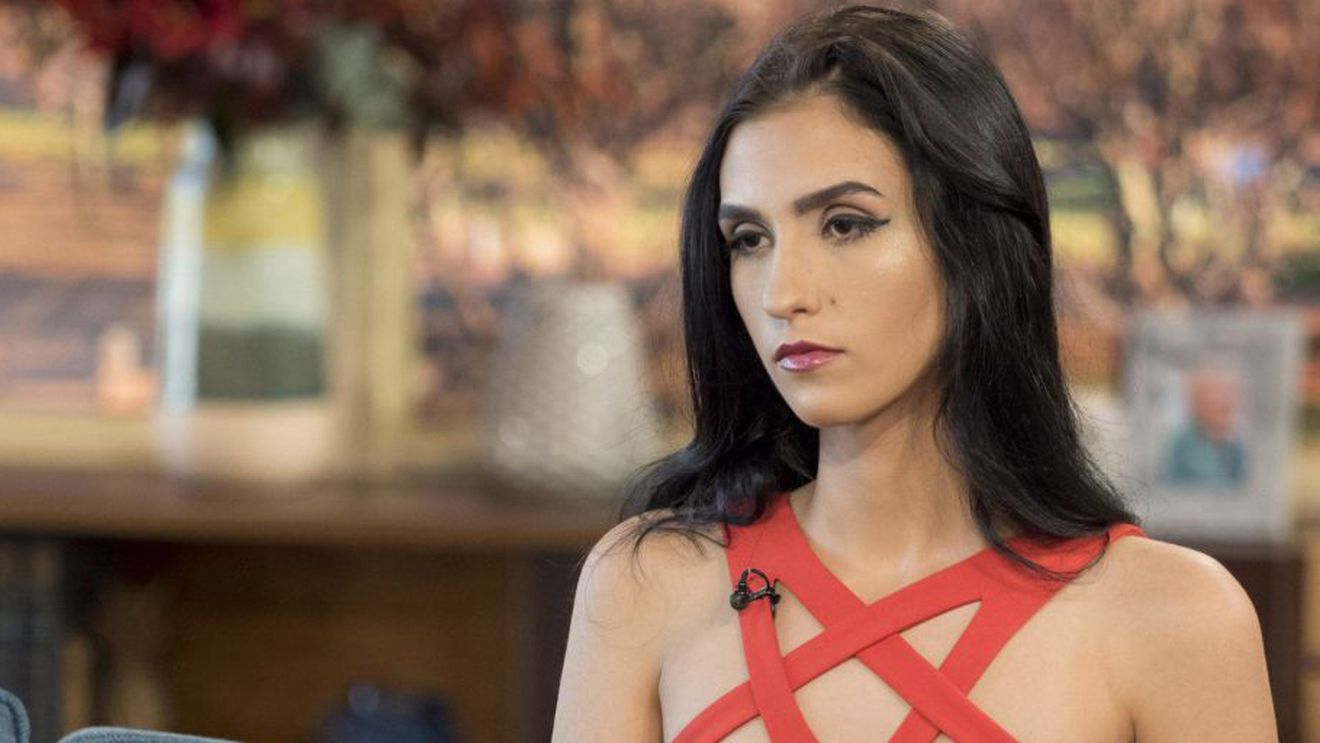 Pare pregătită de o carieră în filmele pentru adulţi! Vezi imaginile cu ALEEXANDRA KEFREN care au incendiat internetul!