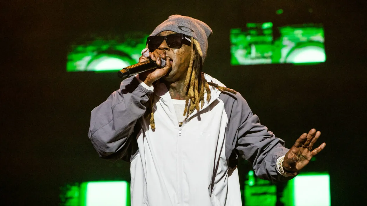 Lil Wayne s-a logodit în secret?! Cine ar fi presupusa logodnică a rapperului