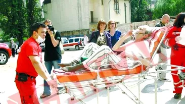 Au scos sase pacienti din flacari!