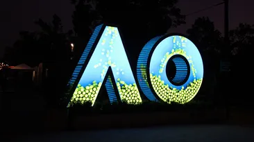 Haos la Australian Open! Toate meciurile de joi amânate, după ce peste 500 de jucători și oficiali au intrat la izolare