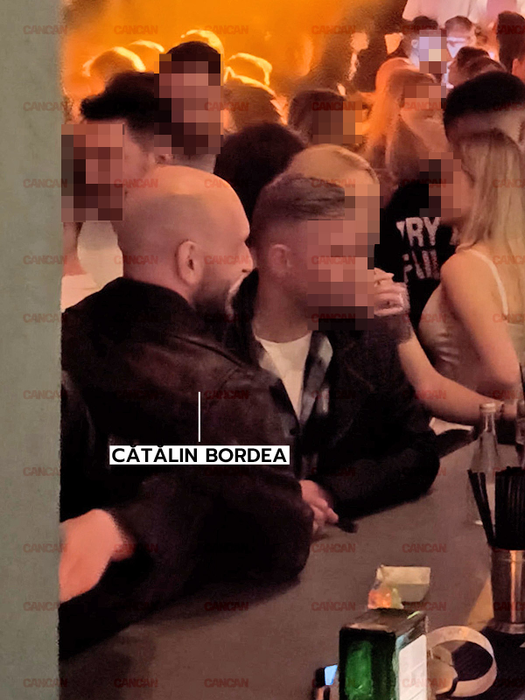 Bordea vorbește la bar cu unul dintre amicii lui