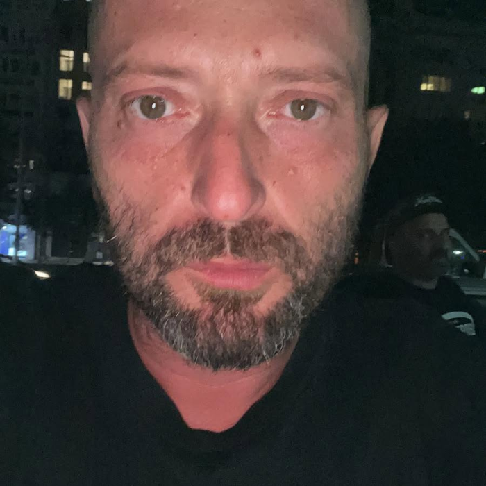Cheloo a revenit pe scenă, dar în acte e prăpăd! Când au început, de fapt, problemele pentru celebrul rapper