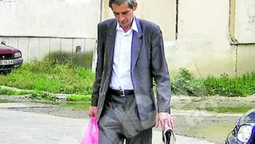 Singur si bolnav, Emil Gabor, tatal Monicai, spera sa aiba iar familia aproape. O vrea din nou pe Veronica de nevasta