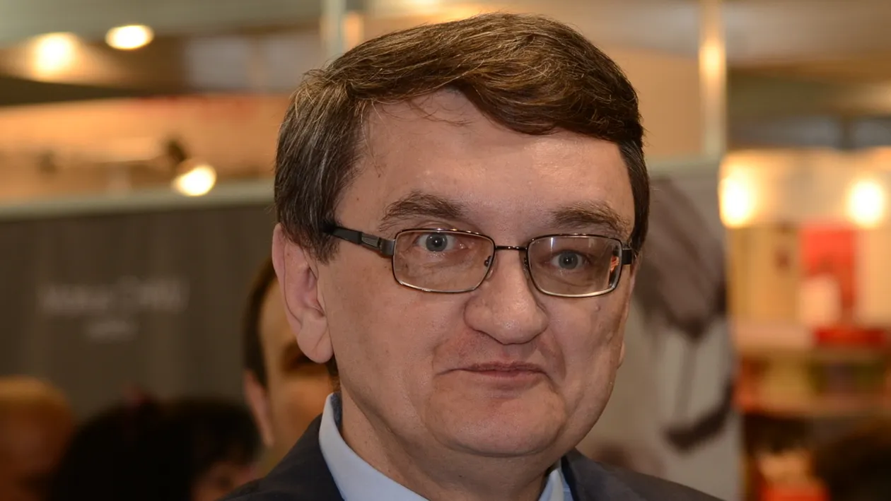 Avocatul Poporului a atacat la CCR decizia care îi interzice lui LIVIU DRAGNEA să facă parte din Guvern!