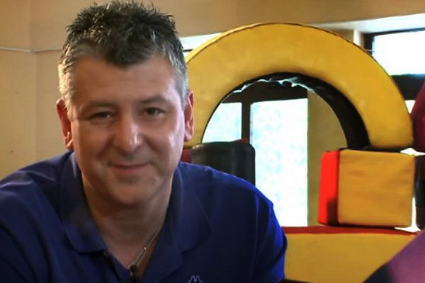 Vedetele care dau astăzi examenul scris la Limba română! Unul este „ginerele” Andreei Esca