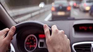 Se schimbă codul rutier! Șoferii pot rămâne fără permis dacă fac asta