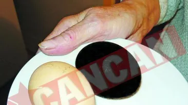 Brunetica a mai facut un ou negru