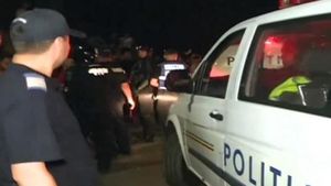 Poliția în alertă, interlopii s-au întors în țară: ”Sunt și prostituate, și șuți!”
