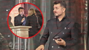 Cristian Onețiu a închis laptopul și a ieșit cu soția la club. Ziua face milioane, seara golește paharele