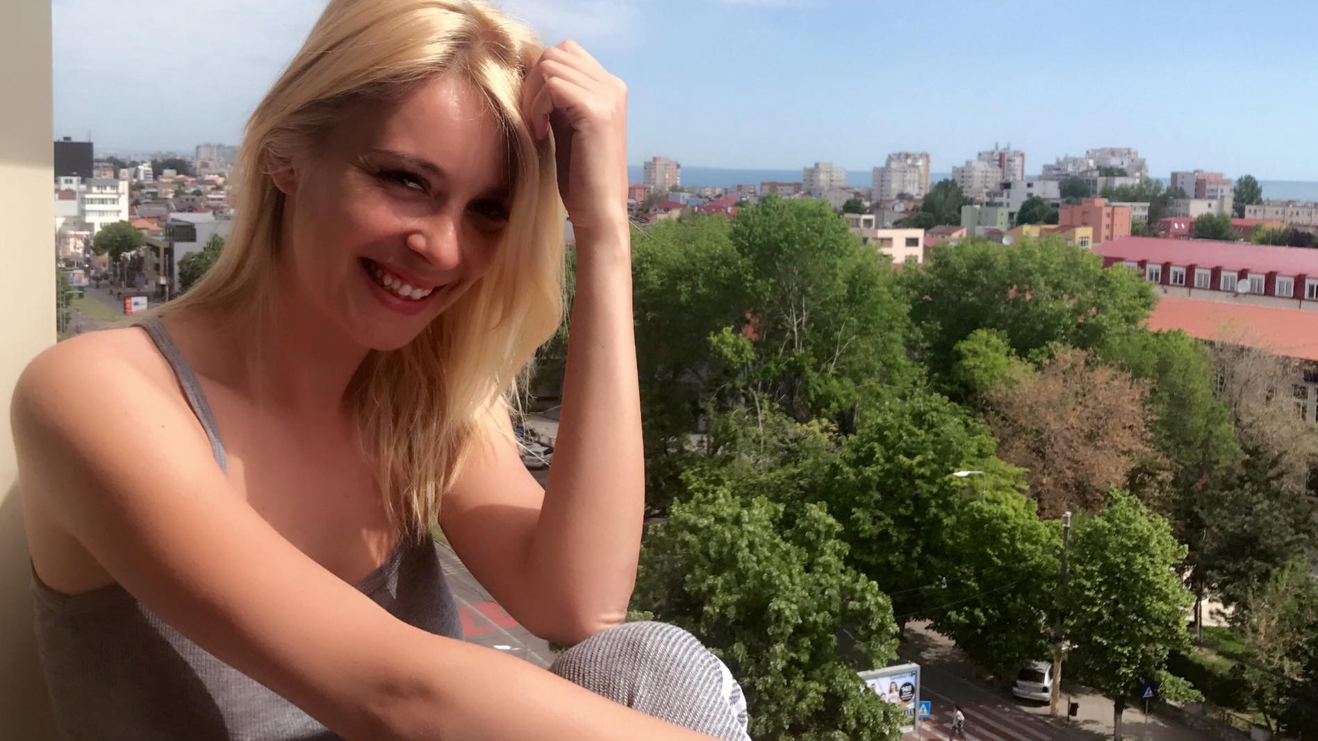 DIANA DUMITRESCU, cu o nouă tunsoare! Vedeta şi-a făcut o schimbare radicală de look