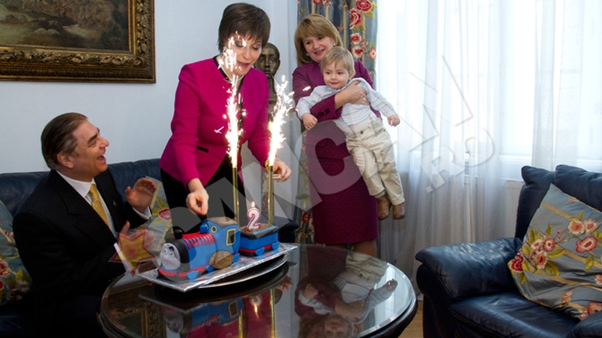 Baiatul printului Paul si al printesei Lia a petrecut cu Prima Doamna de ziua lui! Vezi doar pe CANCAN.ro fotografii exclusive de la aniversare!