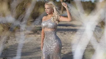 Alexandra Harra face furori chiar si in desert!