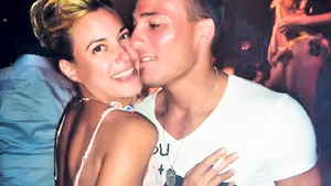 Sotia stelistului Federico Piovaccari ar putea aparea oricand pe coperta Playboy! Vezi ce fund jucaus are dansatoarea Elena
