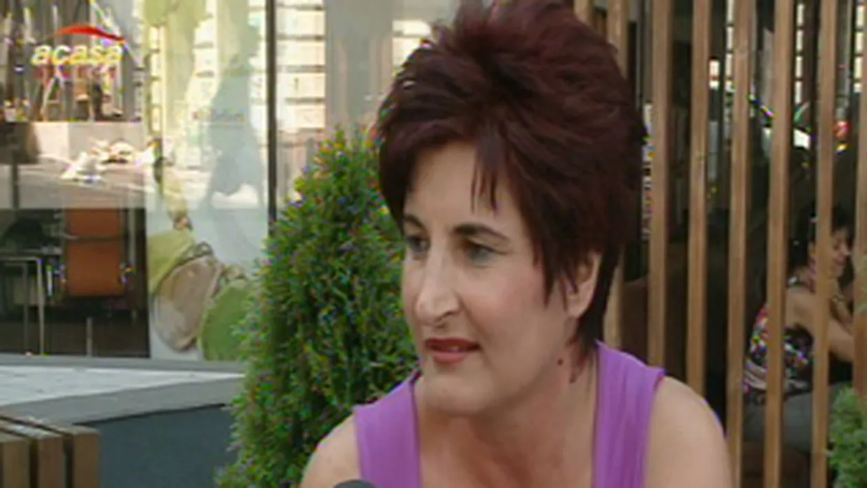 Maria Tonciu este suparata pe fiica ei! Nu a mai vorbit cu Andreea de doua luni, de cand s-a impacat cu Nicky Mitea: Ieri, de ziua mea, tot s-a lingusit la telefon pe langa mine