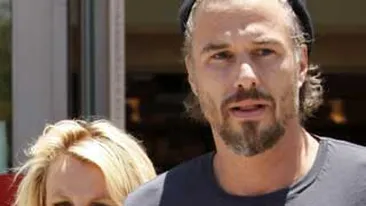 Britney Spears a stabilit data nuntii cu iubitul ei, Jason Trawick!
