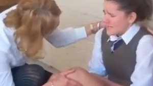 VIDEO Cea mai tare regie ca sa scapi de scoala! Cativa elevi au jucat un teatru de exceptie cu profesorii lor