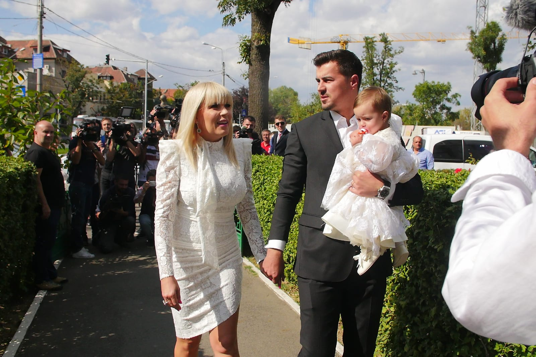 Elena Udrea si Adrian Alexandrov isi boteaza fetita