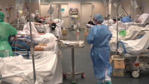 Alt caz șocant în Moldova! O tânără din Botoșani a fost depistată cu Covid-19 la două zile după ce medicii au plimbat-o prin Spitalul Județean fără să o testeze