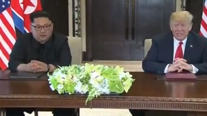 Summit istoric la Singapore! Donald Trump și Kim Jong-un au semnat un acord