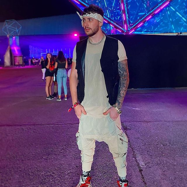 Ce afacere a primit Philip de la tatăl său/ Sursă foto: Instagram.com
