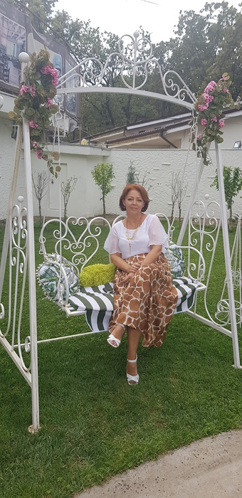 Cum arată soția lui Ludovic Orban, premierul desemnat de Klaus Iohannis. Cu ce se ocupă Mihaela