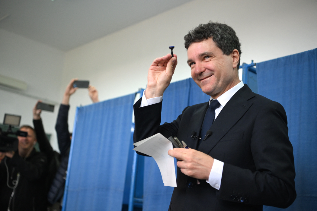 FAGARAS, ROMANIA - MAY 18: Presidential candidate Nicusor Dan casts his vote at a polling station during the second round of the country's presidential election in Fagaras, Romania, 18 May 2025. Alex Nicodim / Anadolu/ABACAPRESS.COM