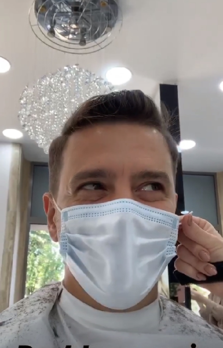Mihai Petre, la un pas de accident, înainte de decernarea Premiului de Originalitate, la Românii au talent: „Bine că nu mi-ai tăiat urechea”