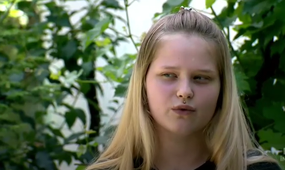 Mărturia dramatică a unei mame adolescente din România: ”M-ar fi ajutat și o oră de educație sexuală pe semestru”