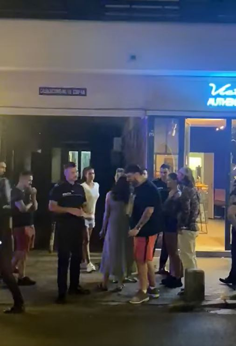 Micutzu a mărturisit ce s-a întâmplat, de fapt, duminică seara pe Calea Victoriei: ”Nu am mai putut să înghit toate c********e astea”