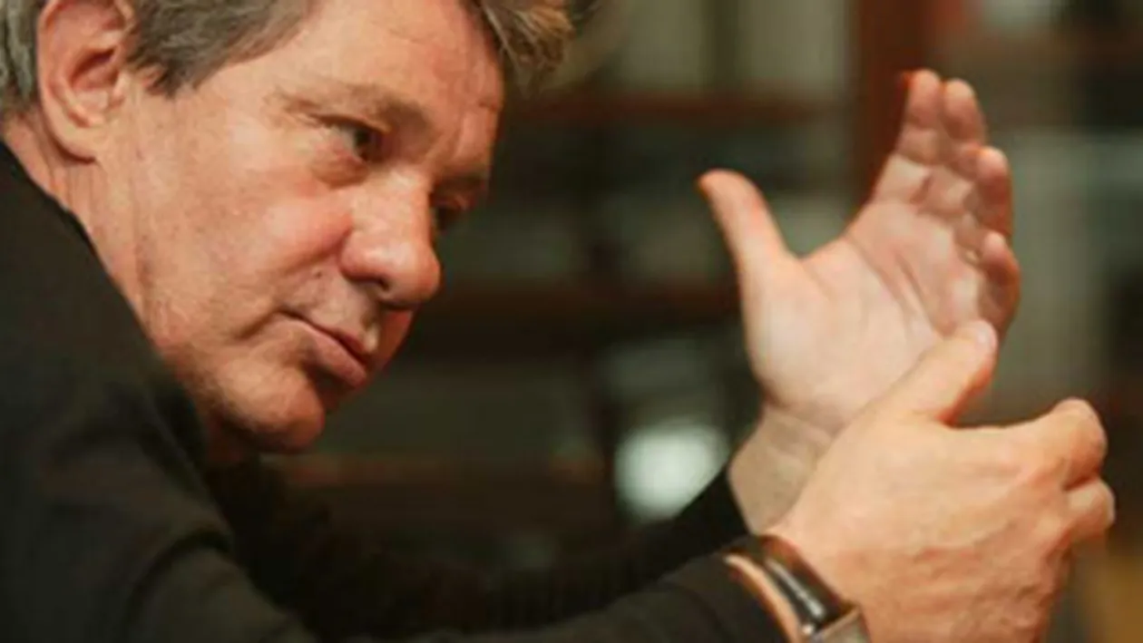 Intr-un meci de fotbal din studentie, Emil Hossu a facut o comotie cerebrala: Mi-am revenit dupa doua ore