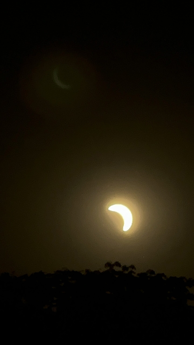 Spectacol cosmic peste Paris. Eclipsa de Soare din 12 august 2026 a transformat cerul capitalei