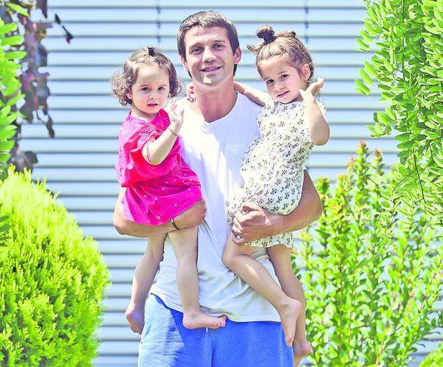 Cristi Chivu are o familie superbă