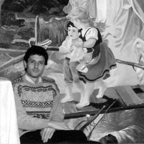 Cătălin Mihalache a făcut Liceul de artă la Craiova