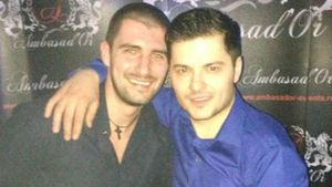Liviu Varciu, la taifas cu un Catalin Cazacu! O sa-ti pice plombele cand vei vedea cine se afla in dreapta lor