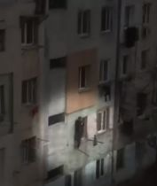 Un bărbat din Tulcea a stat  atârnat de sârmele de rufe o noapte întreagă dintr-un motiv incredibil