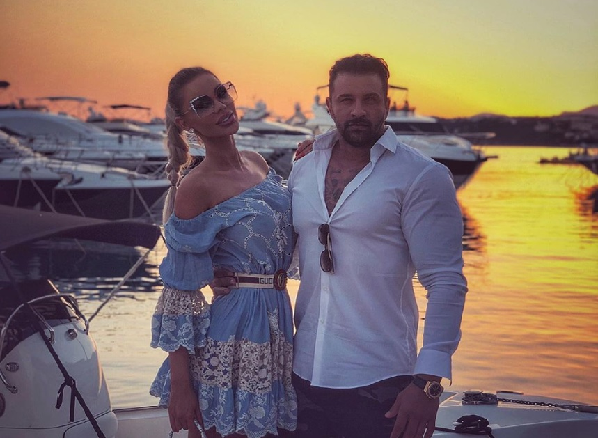 Bianca Drăgușanu și Alex Bodi s-au logodit! Cum arată superbul inel, dar și câți bani a costat