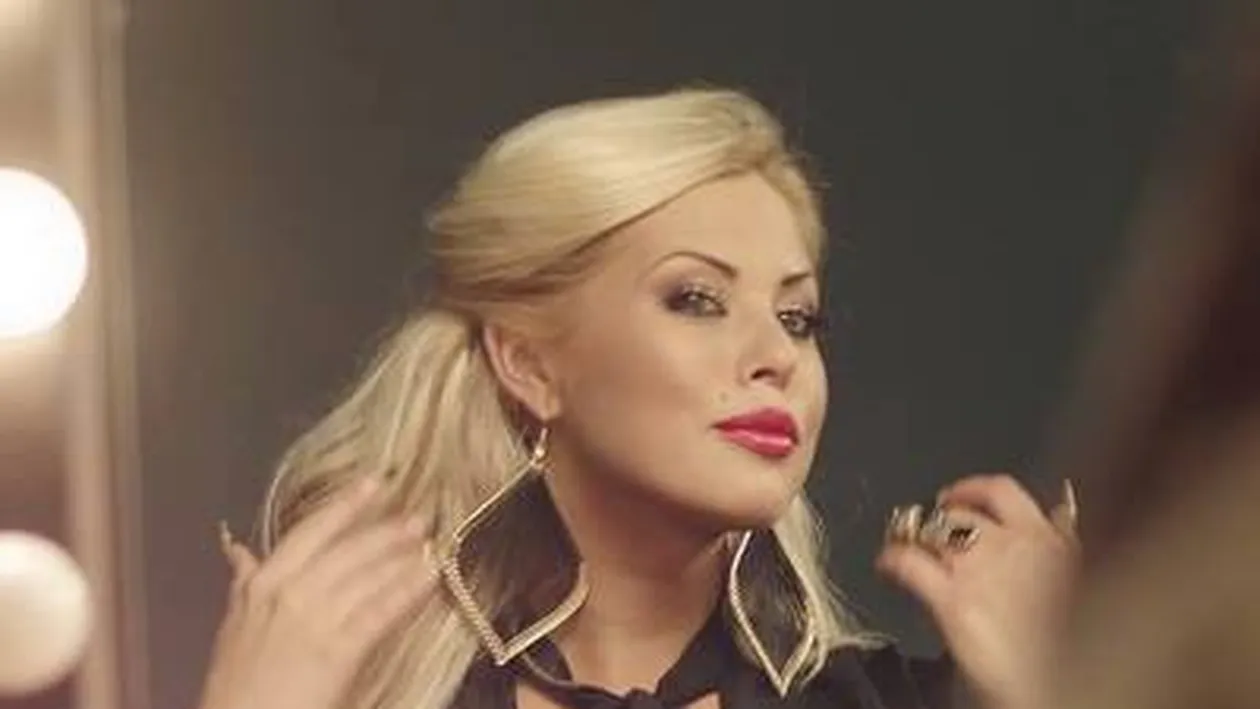 Ce răspuns neaşteptat a primit Misha după ce şi-a arătat decolteul. Nimeni nu se aştepta la replica asta!