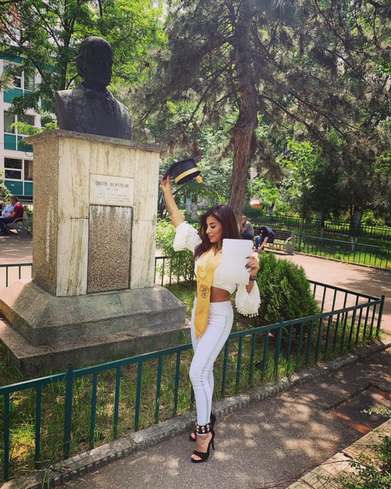 Bacalaureat 2019. Ce ținută a purtat fiica lui Sile Cămătaru la BAC! Rebecca a atras toate privirile
