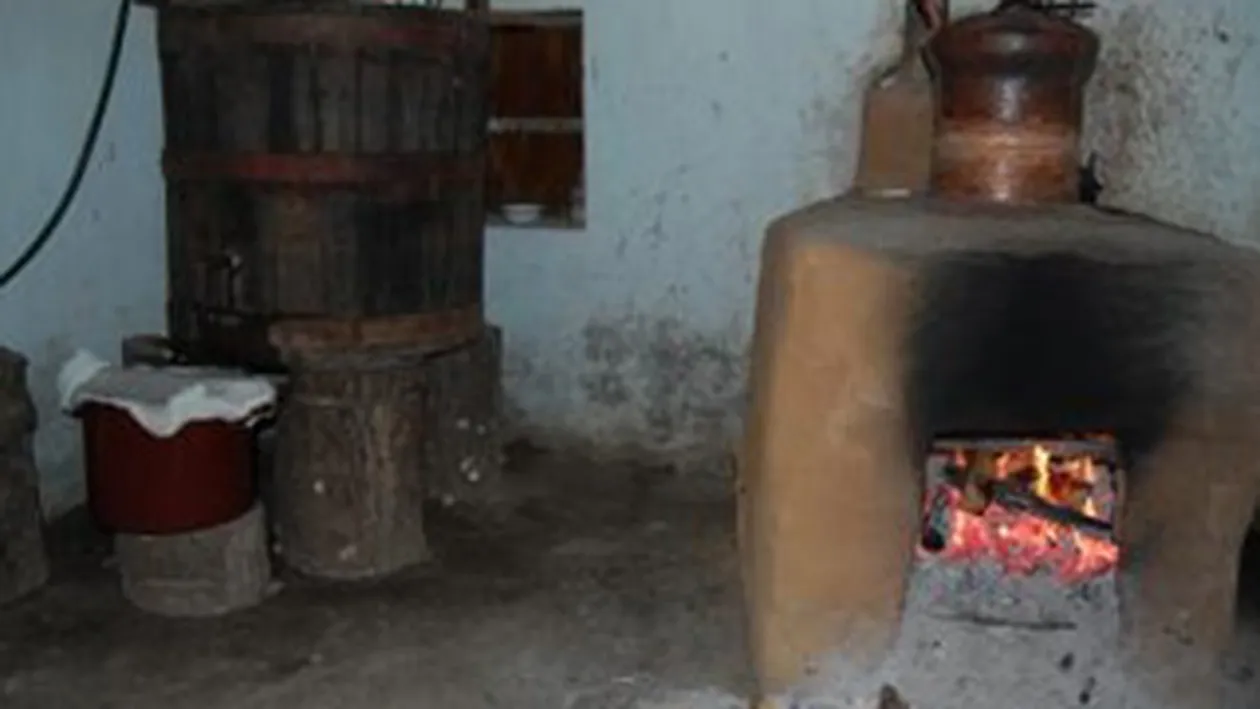 Un batran a murit intr-un incendiu din cauza ca a aprins focul intr-un cazan de metal in locuinta