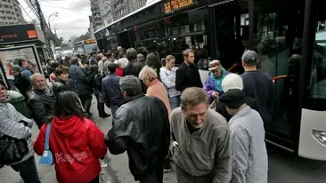 Ce a pățit un jurnalist britanic într-un autobuz din București: ”Românii suferă de sindromul Tourette”
