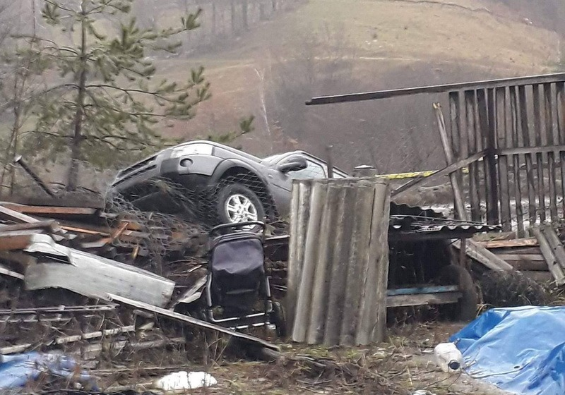 Accident înfiorător pe DN 1! Din păcate, la volan se afla un cunoscut cântăreț din România