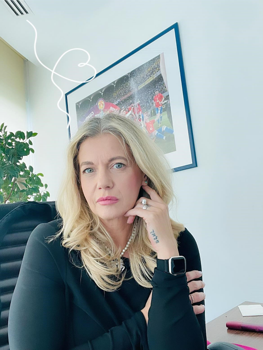 Lorena Balaci a pus tunurile pe fetele din fotbal: ”Genele false îți obturează privirea periferică”