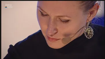 Sensibil! Vei rămâne uimit de ce poate face cu mâinile în nisip! Este poate cel mai emoţionant moment de la Românii au Talent