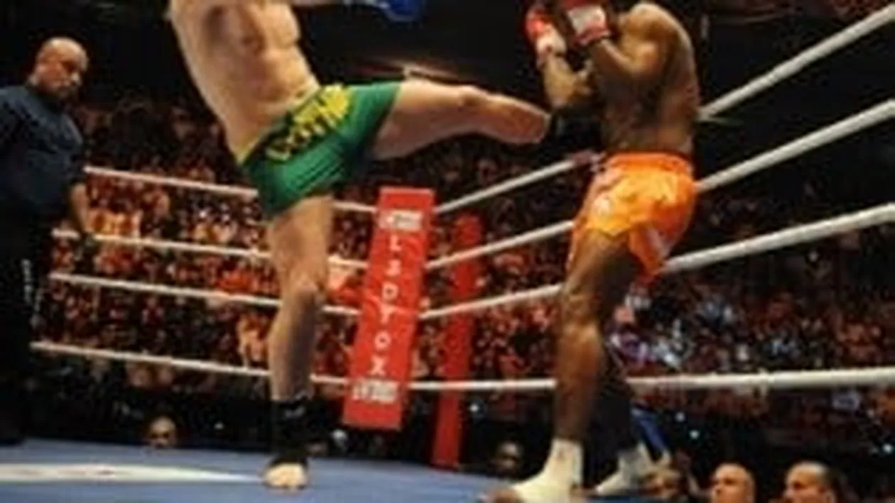 ”Spărgătorul de oase” l-a provocat pe Cătălin Moroșanu! ”Unde ești? Hai să te bați acum!”