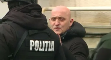 Horațiu Potra a venit din Dubai în România! Iubita lui l-a așteptat în aeroportul Otopeni, împânzit de zeci de polițiști și jandarmi