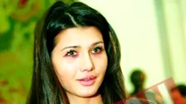 Elena Basescu are o sosie la Hollywood