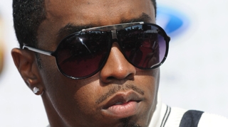 P Diddy: "Ura e pentru sugatori, dragostea e contagioasa! Impartasiti dragostea!"